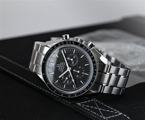 speedmaster moonwatch professional 42mm